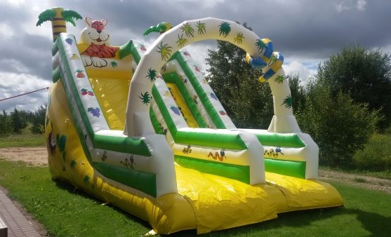 Pripučiamas batutas liūtas